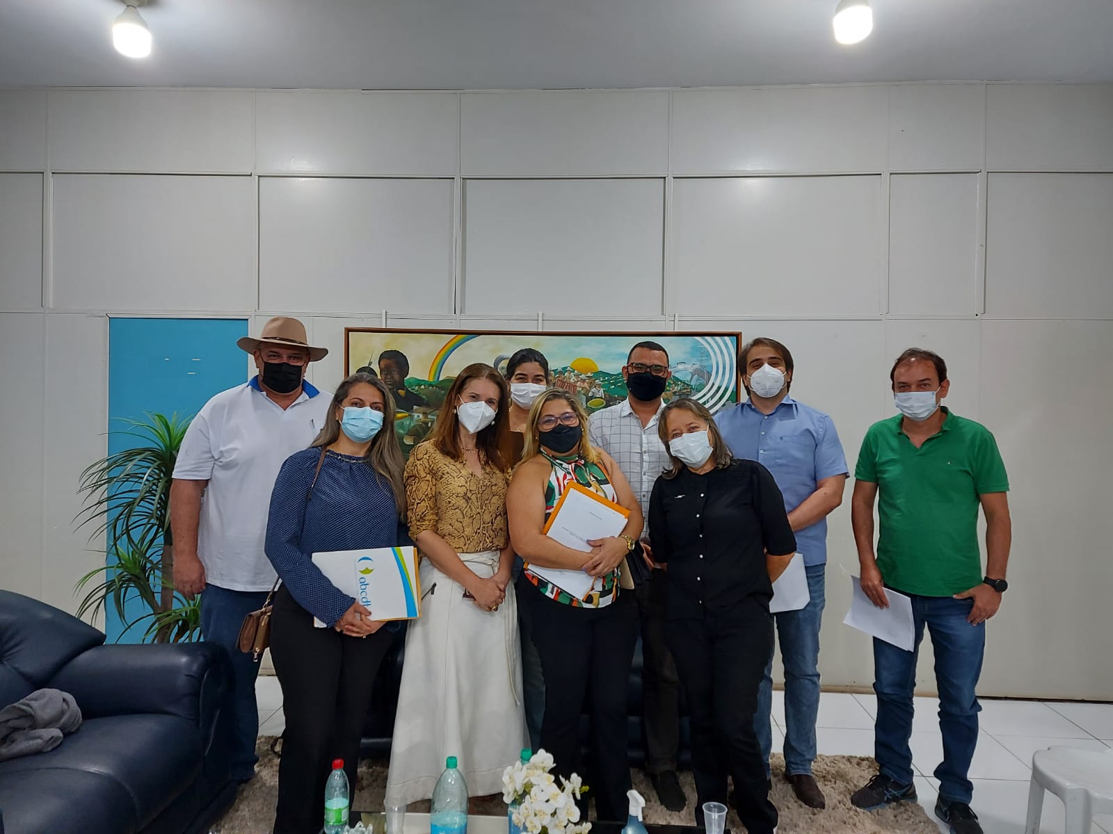 fotolegenda reuniao porangatu