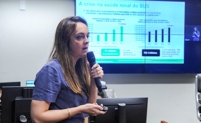 Vanessa Pirolo: municípios evitam oferecer exames porque não há vagas para hemodiálise