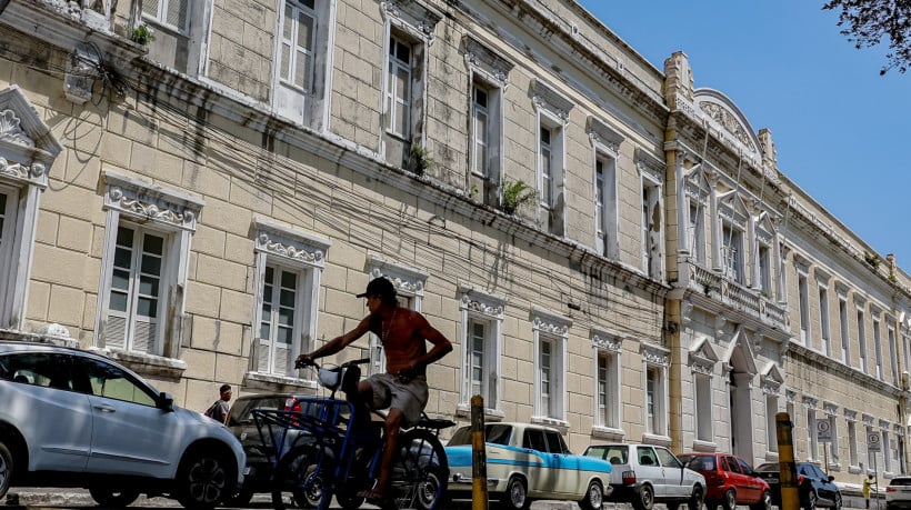 Clínica de hemodiálise denuncia dívida de R$ 1,8 mi da Santa Casa